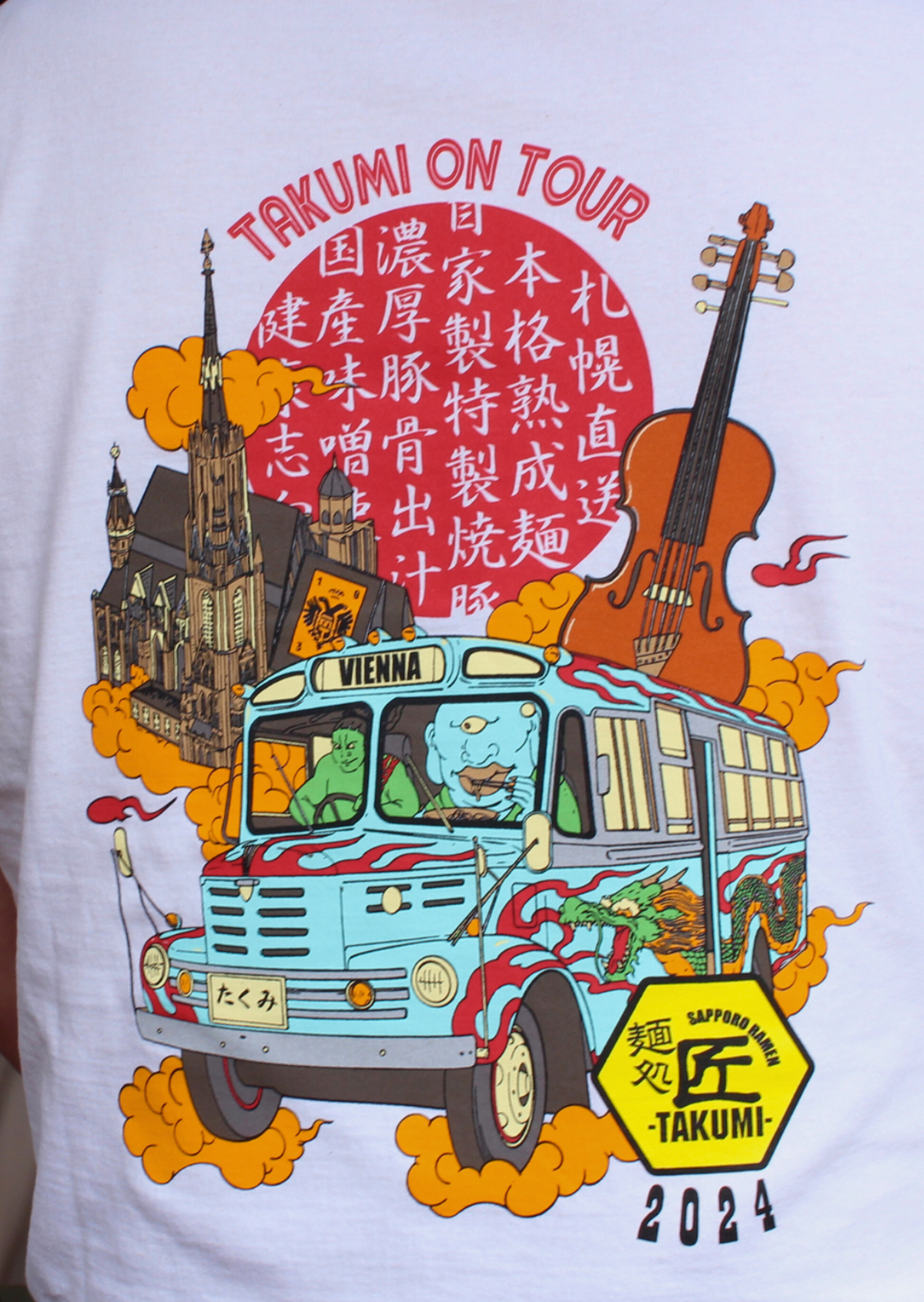 T-shirt Takumi on Tour 'Vienna' (off white) – Takumi Collection